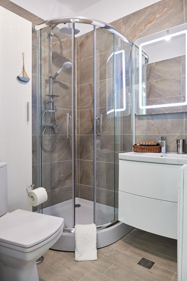 Summer Studio Spa N Pools Beach Resort Năvodari Exteriör bild